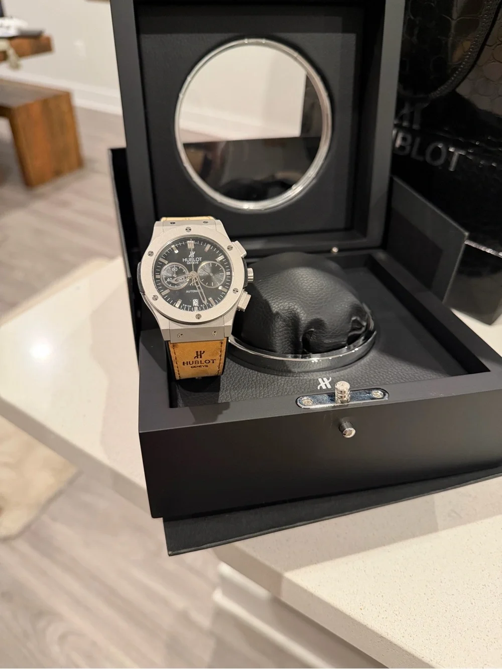 Hublot premium display